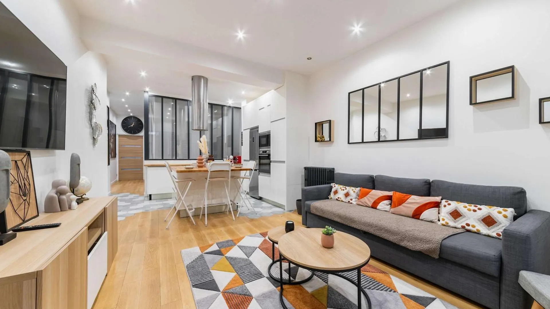 Appartement Lumineux Vaugirard A Paris 15 - 2P - Flat-Guest contacts